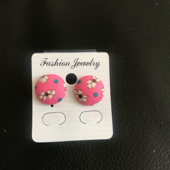 Fabric Button Earrings - Picture 1 of 6